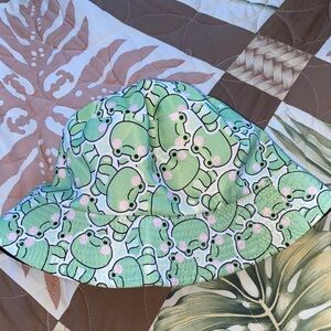 Reversable Frog Pattern Kids Bucket Hat